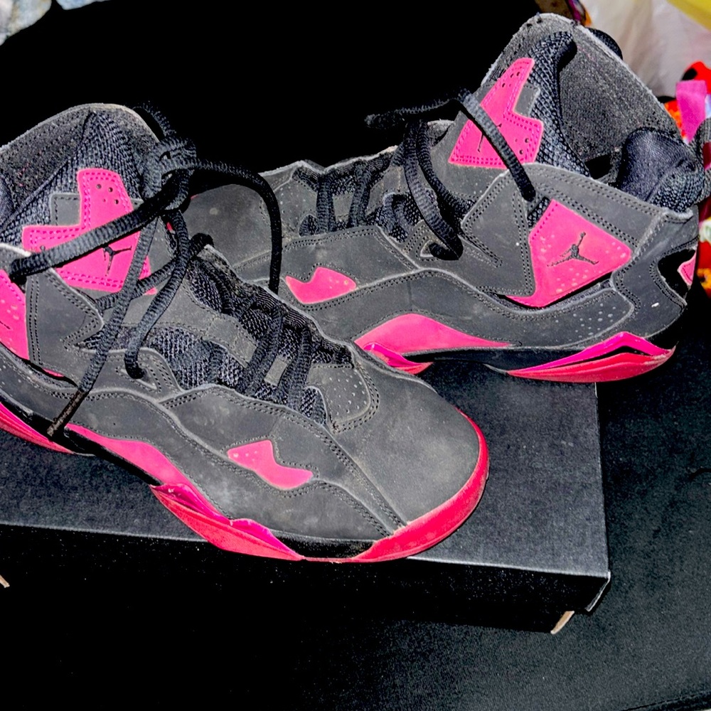 5.5 Women’s Jordan Retros